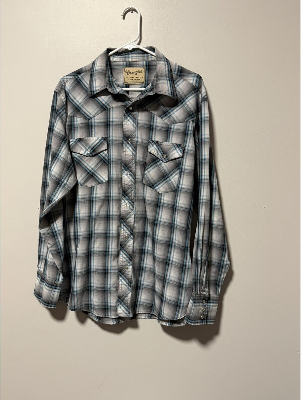 VTG Wrangler Western Fashion Men XL Pearl Snap Gray Blue Plaid Long Sleeve Shirt
